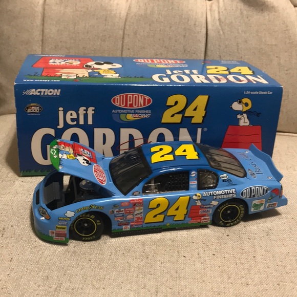 jeff gordon peanuts car